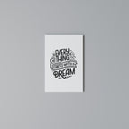EVERYTHING STARTS WITH A DREAM Cuadro en lienzo vertical