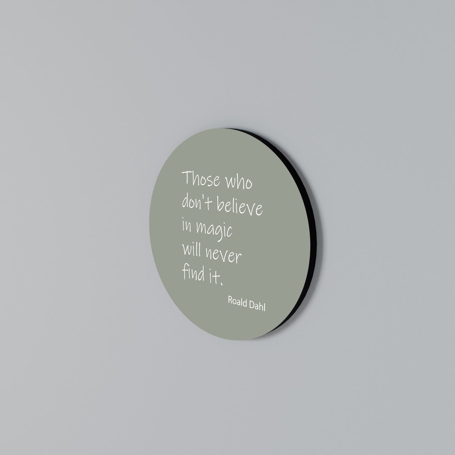 MAGIC OF BELIEF Arte de pared redondo