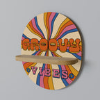 RADIANT GROOVY VIBES Estante Artístico