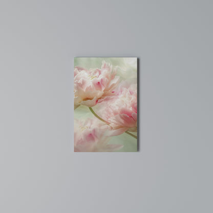 GENTLE HARMONY UNFOLDED Cuadro en lienzo vertical