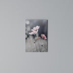 SUBTLE PETAL DANCE Cuadro en lienzo vertical