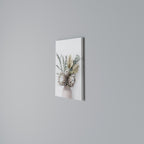 NATURE'S GOLDEN WHIMSY Cuadro en lienzo vertical
