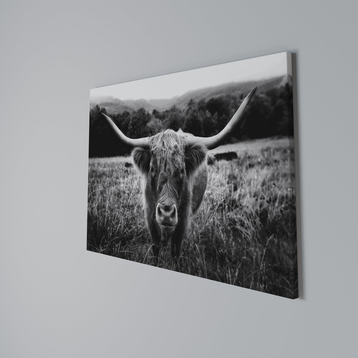 HORNED HERO IN FOCUS Cuadro en lienzo horizontal