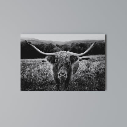 HORNED HERO IN FOCUS Cuadro en lienzo horizontal