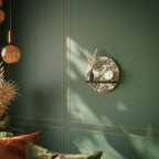 ALMONDINE SONGBIRD Estante Redondo Decorativo en Acabado Negro